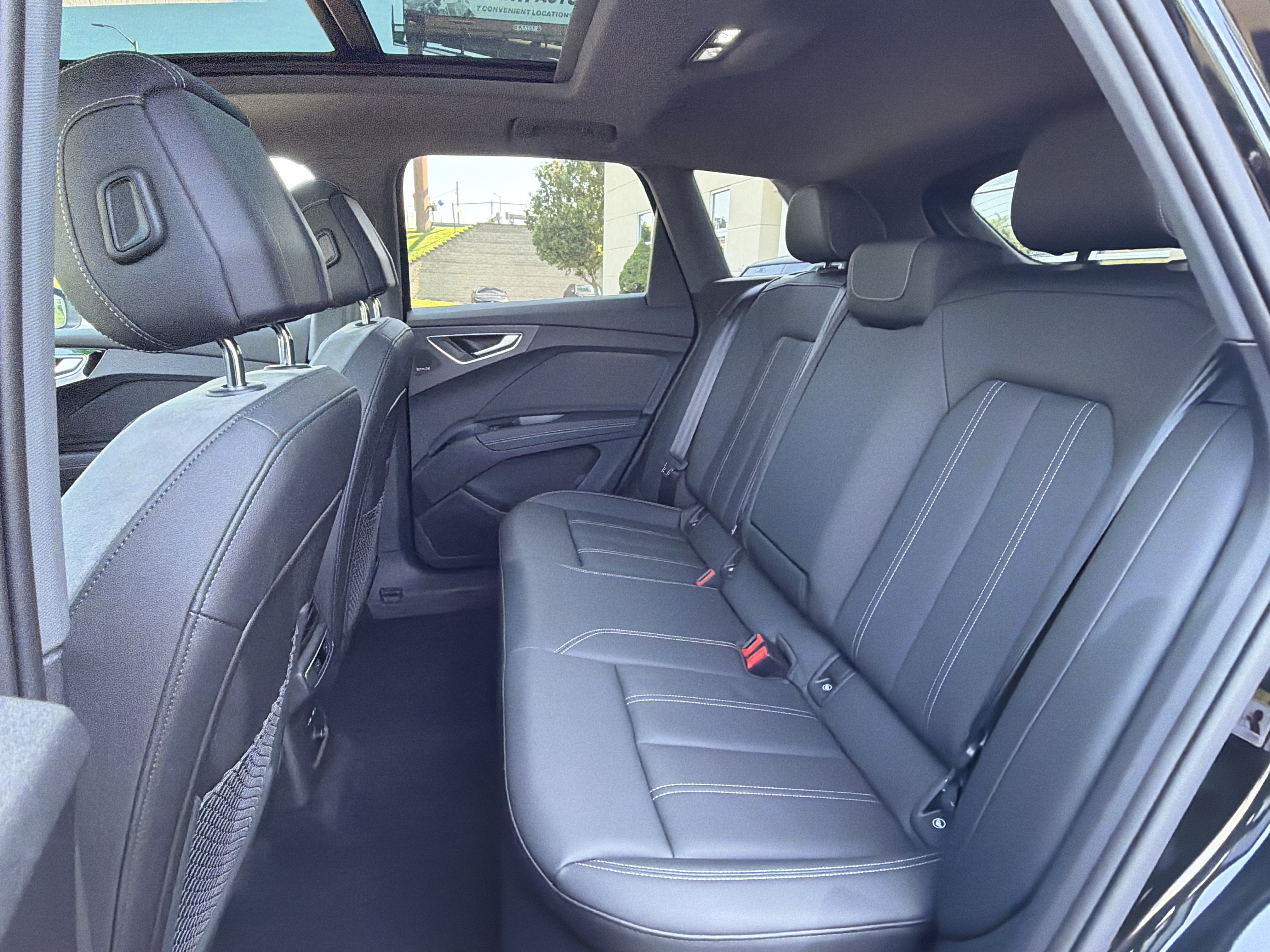 Used 2023 Audi Q4 e-tron Premium Plus w/ Premium Plus AWD/4WD image 22