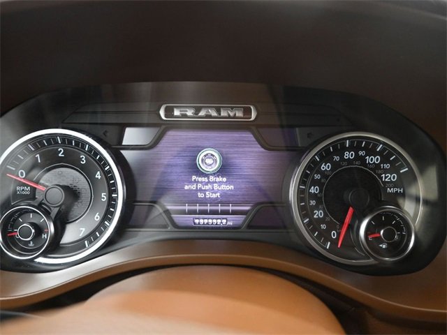 Used 2020 RAM 1500 Laramie w/ Off Road Group image 6