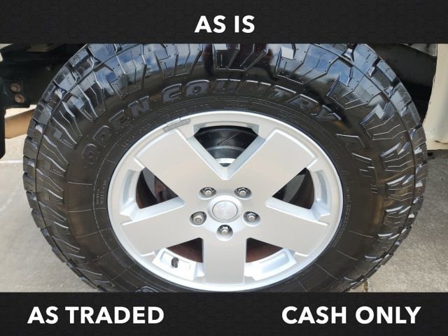 Used 2011 Jeep Wrangler Sahara w/ Connectivity Group image 10