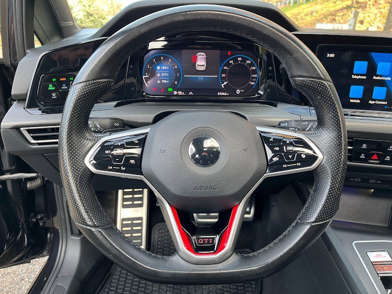 Used 2022 Volkswagen GTI SE w/ SE Leather Package image 12