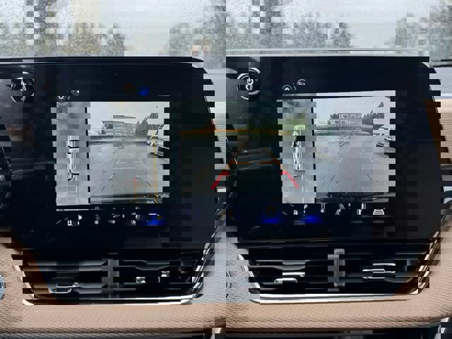 New 2026 Chevrolet Equinox ACTIV w/ Convenience Package III image 31