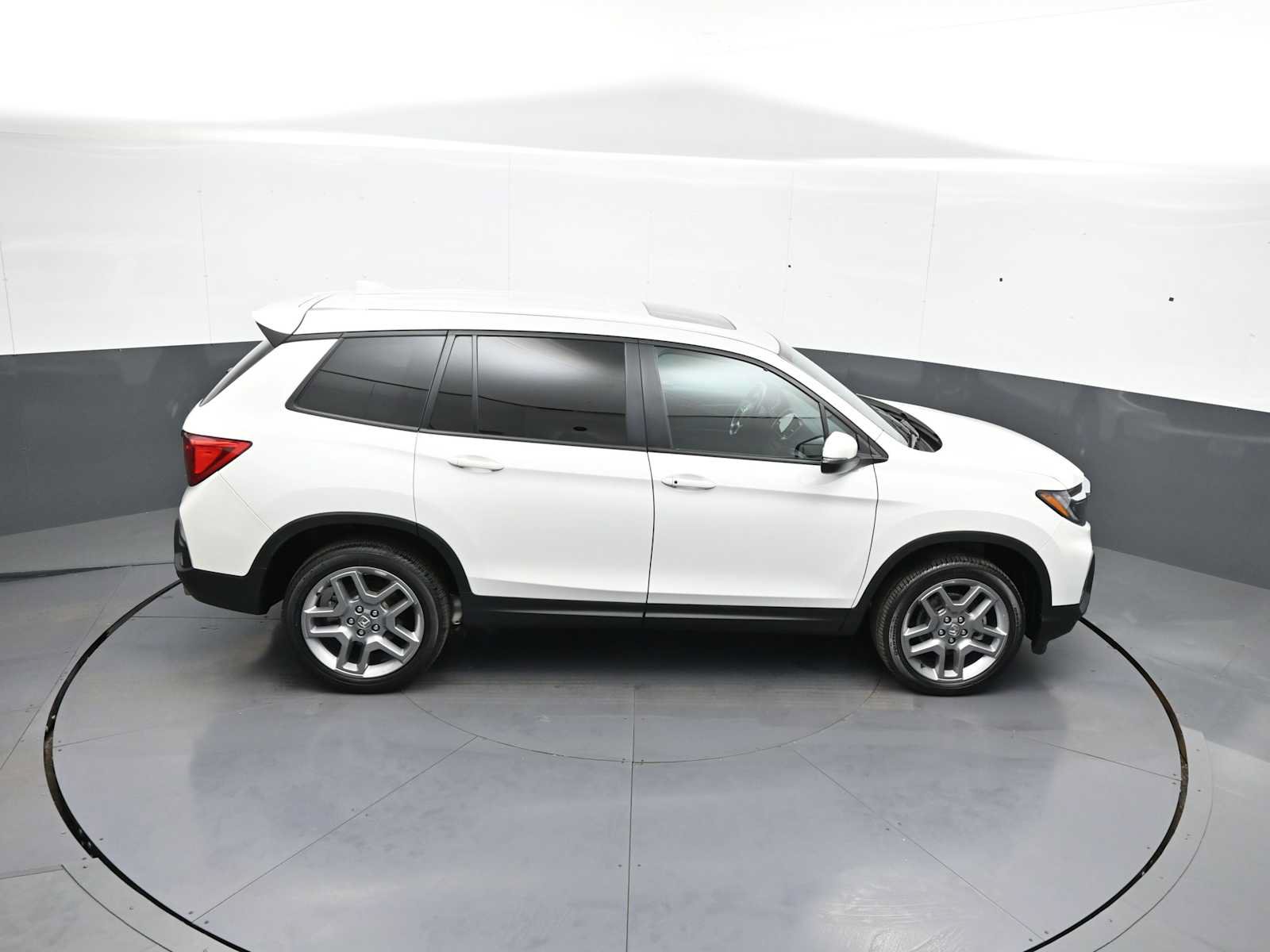 Certified 2023 Honda Passport EX-L image 37
