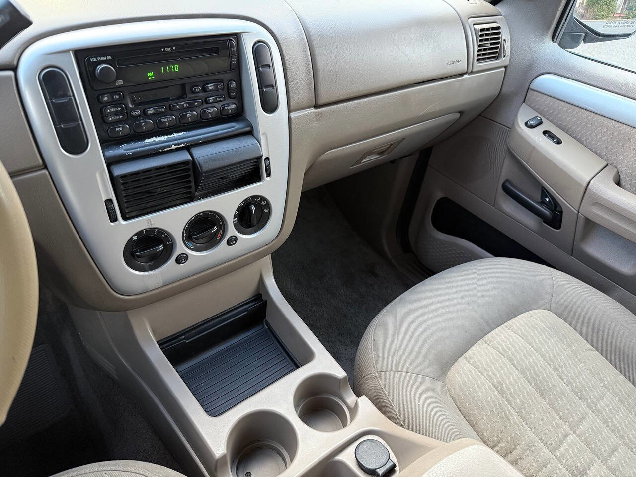 Used 2002 Mercury Mountaineer AWD image 16