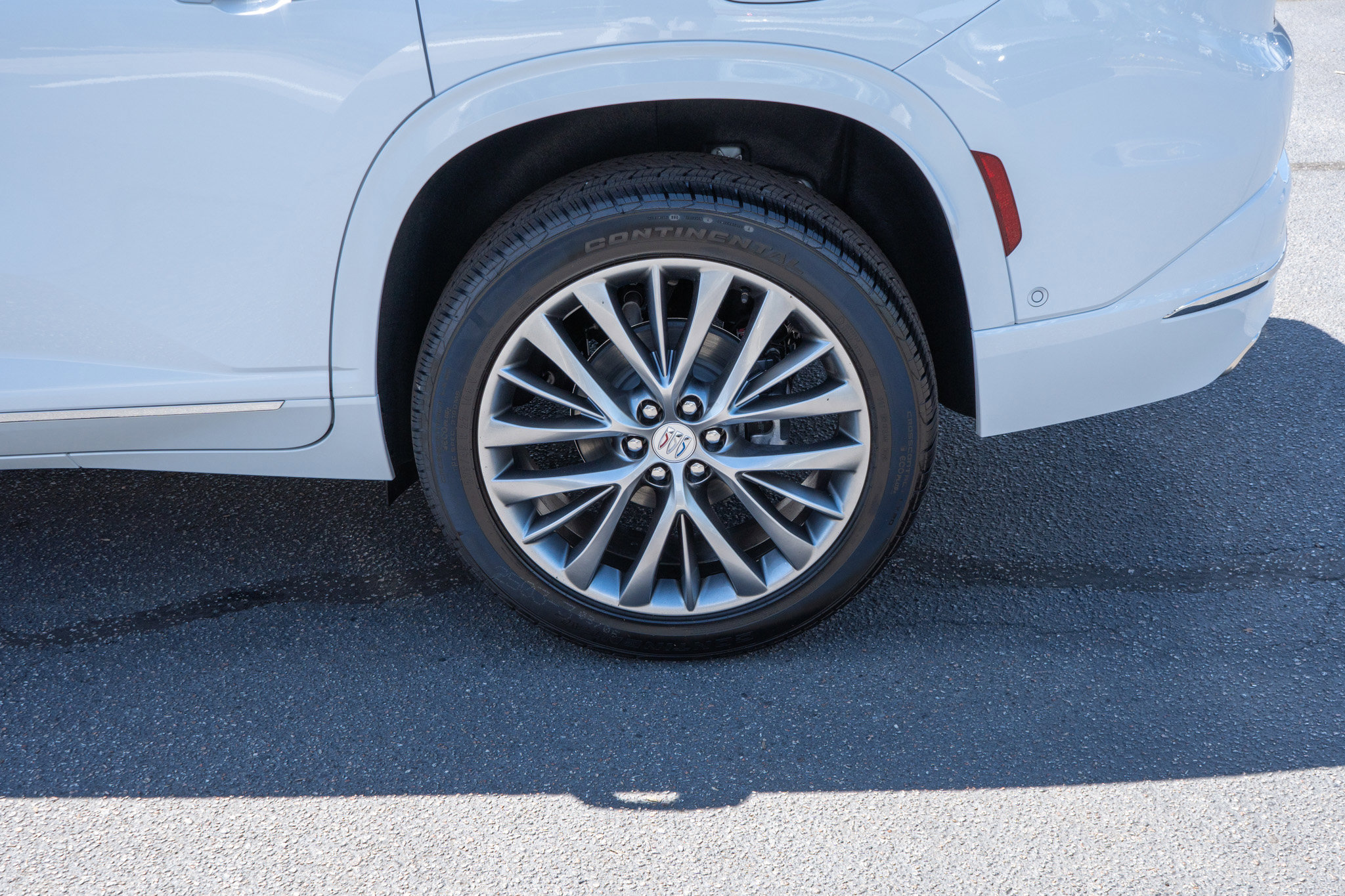 New 2026 Buick Enclave Avenir w/ Super Cruise Package image 9