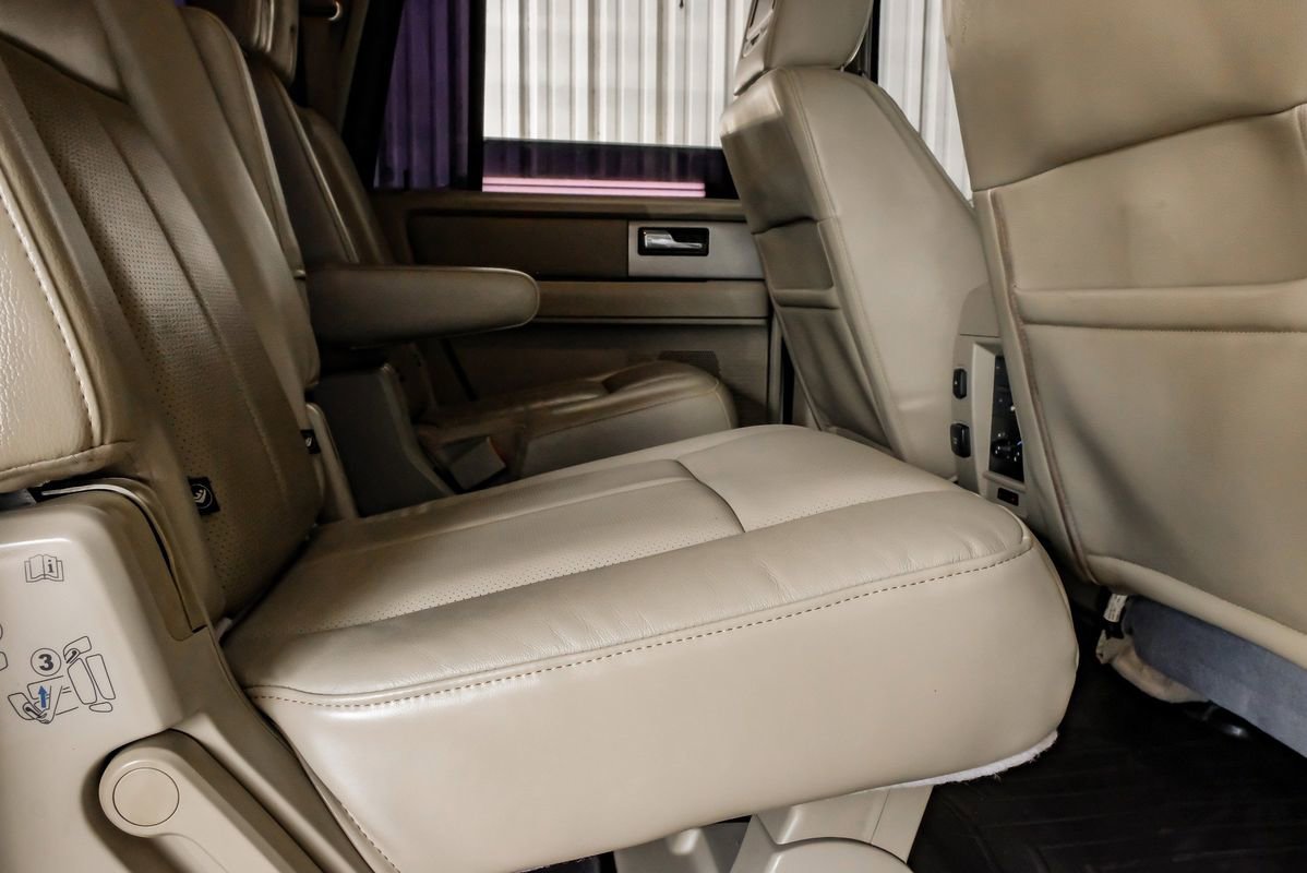 Used 2014 Ford Expedition EL Limited w/ Equipment Group 301A AWD/4WD image 33
