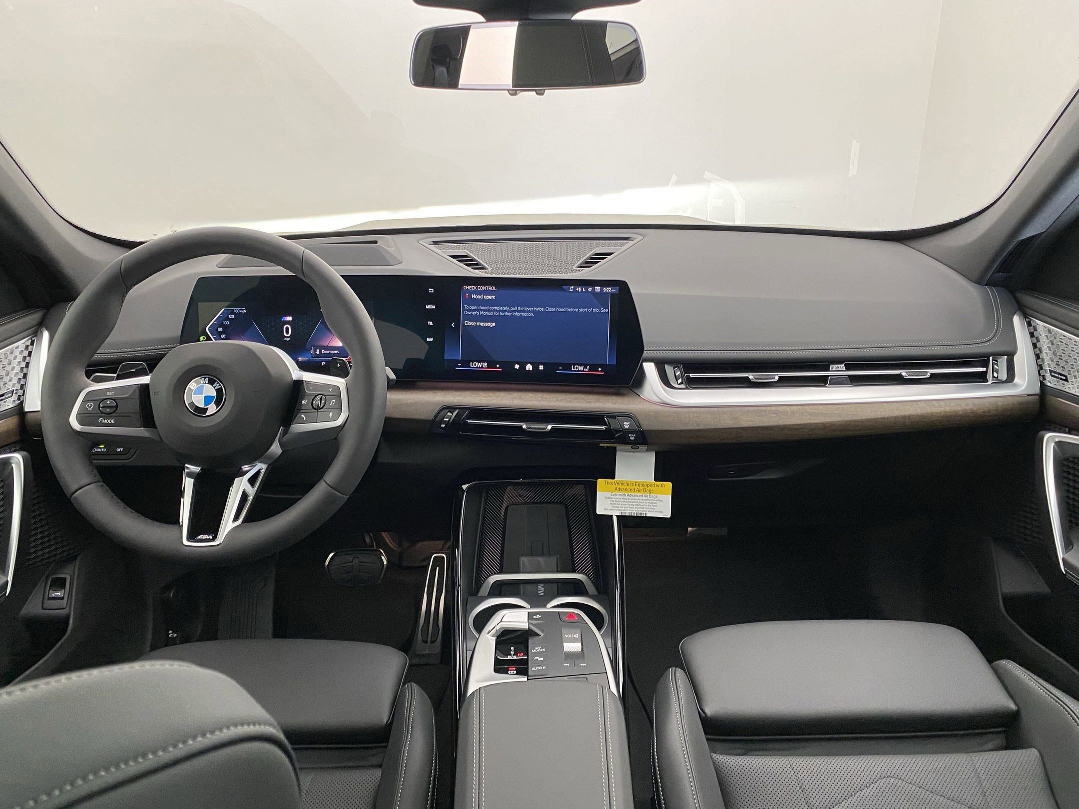 Used 2025 BMW X1 xDrive28i w/ Technology Package image 15