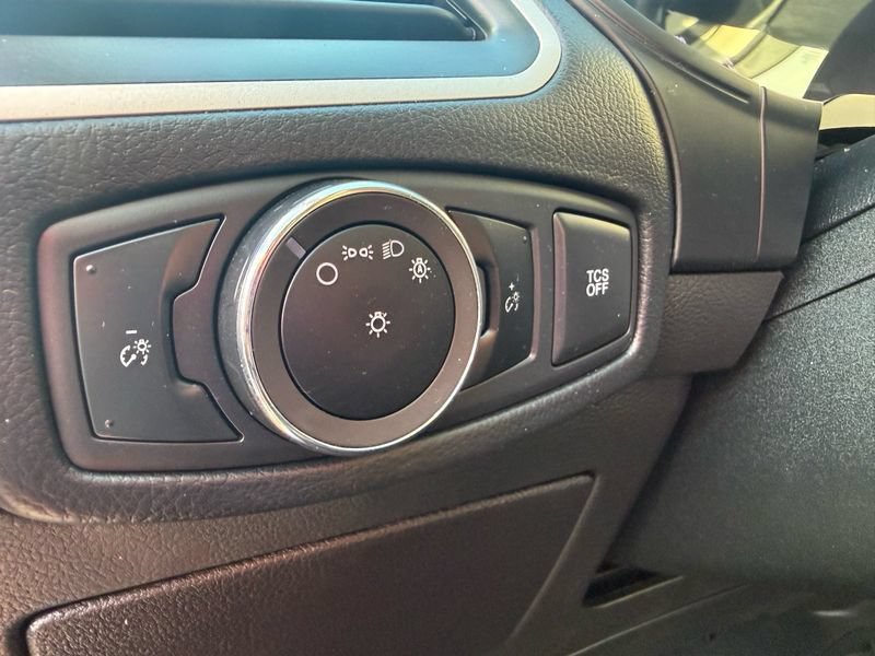 Used 2023 Ford Edge SEL AWD/4WD image 31