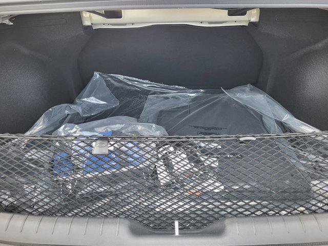 New 2025 Hyundai Elantra SEL FWD image 35
