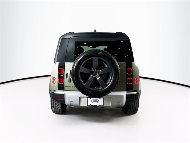 Used 2024 Land Rover Defender 110 S image 32