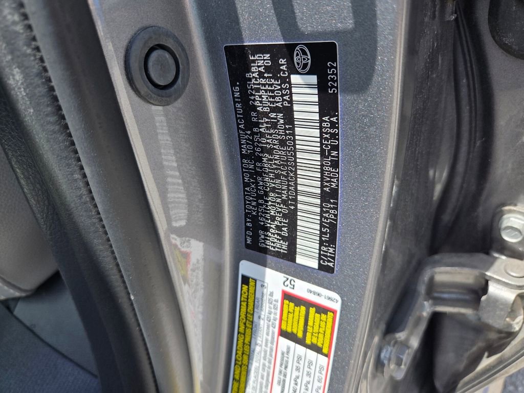 Used 2025 Toyota Camry SE FWD image 21