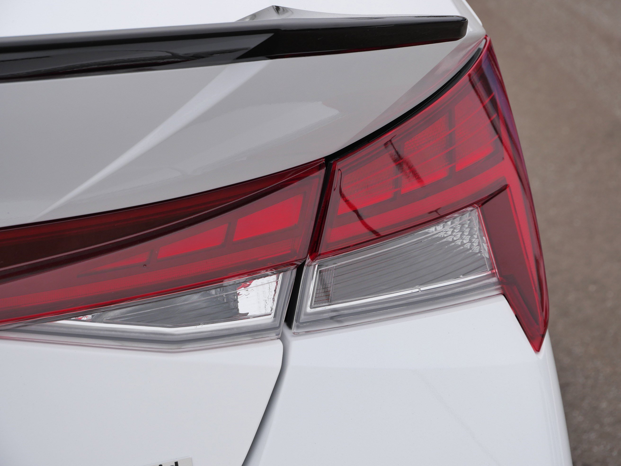 Used 2025 Hyundai Elantra SEL image 17