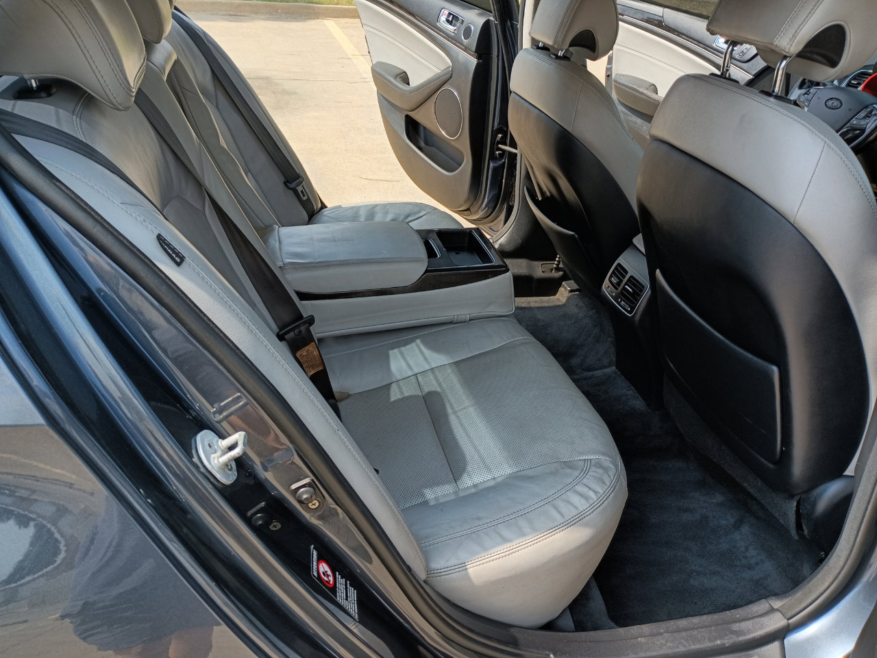 Used 2015 Kia Cadenza Limited image 15