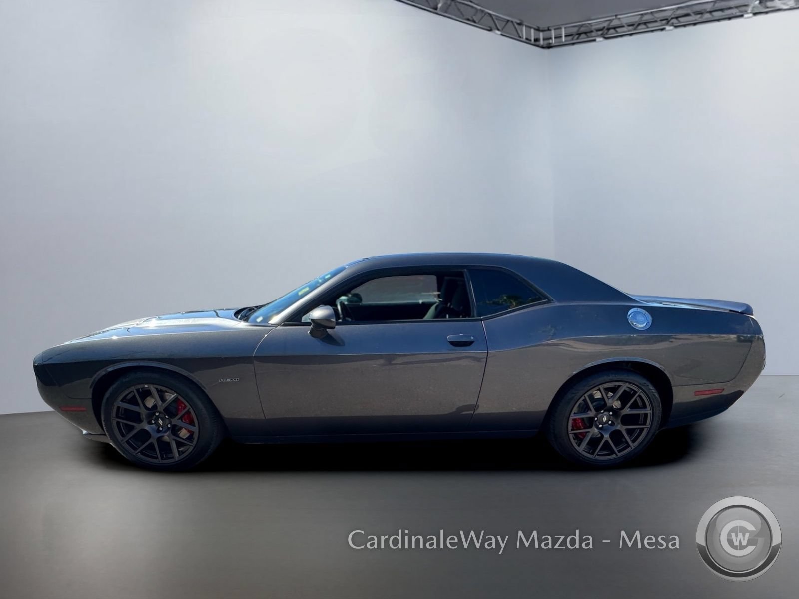 Used 2018 Dodge Challenger R/T w/ Performance Handling Group RWD image 7