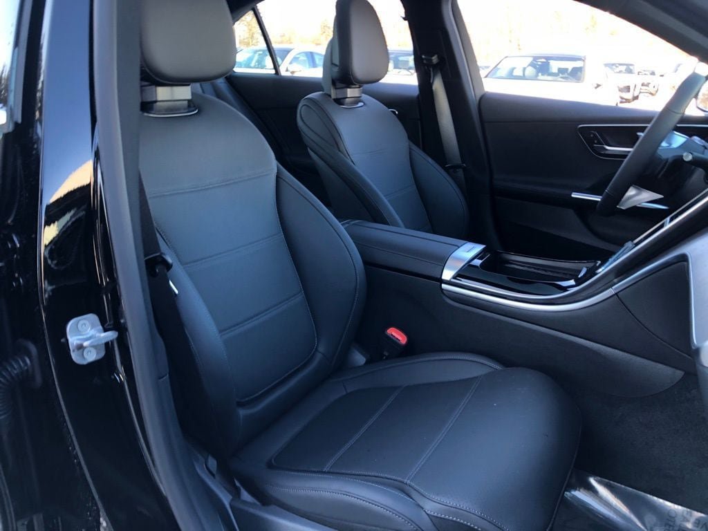 New 2026 Mercedes-Benz C 300 4MATIC Sedan image 28