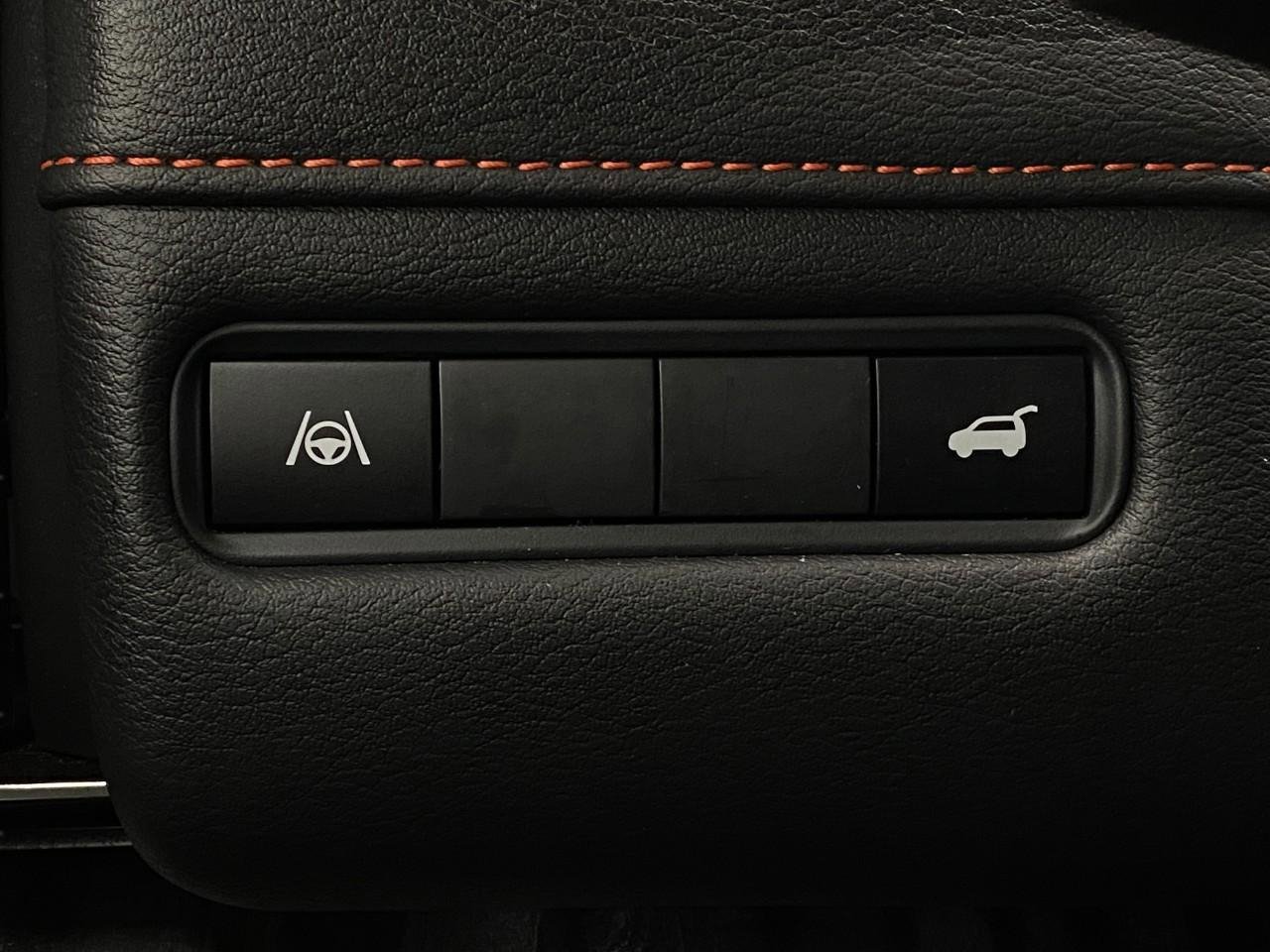 Used 2025 Nissan Armada PRO-4X image 15