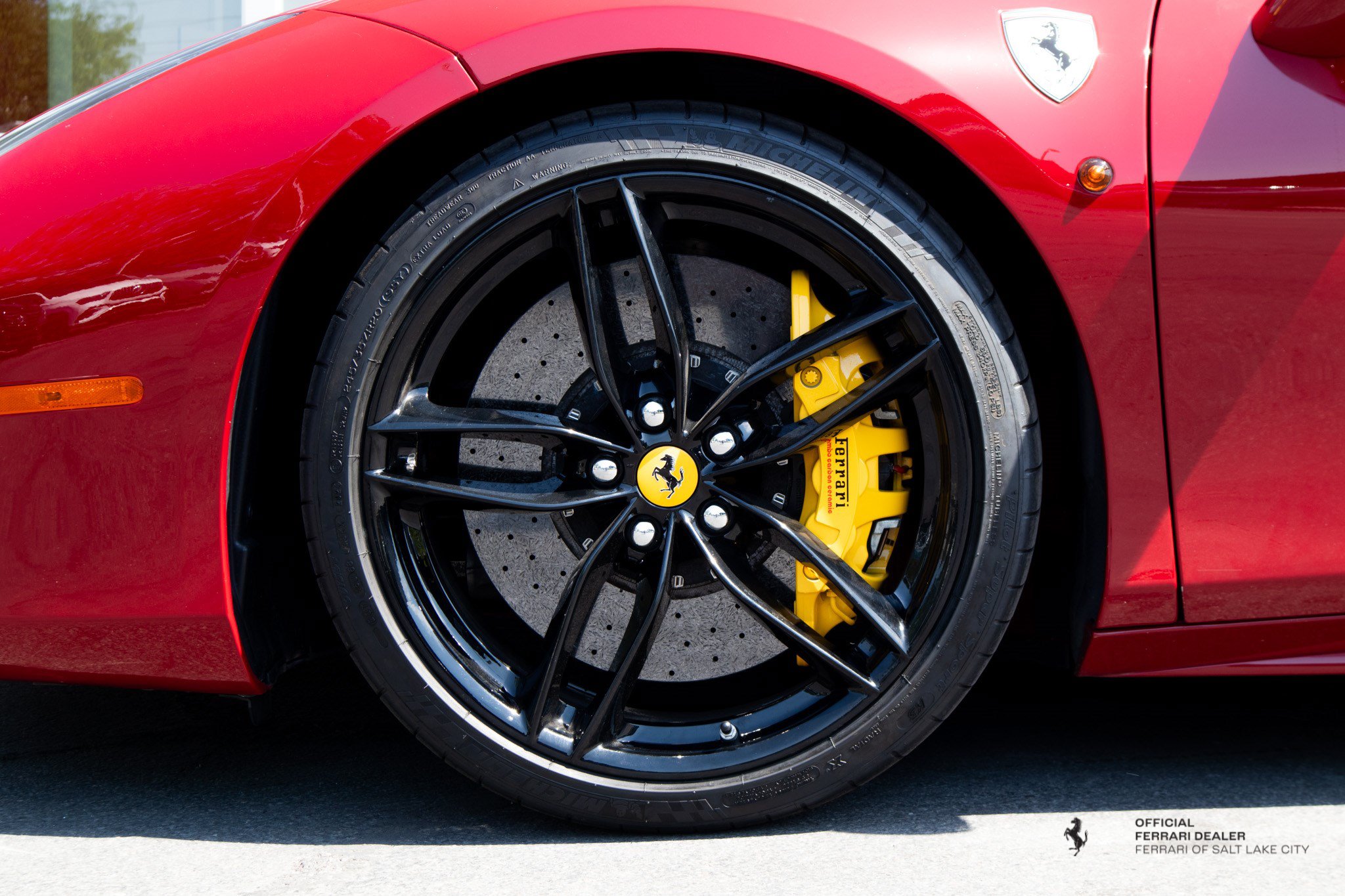 Used 2019 Ferrari 488 Spider RWD image 11