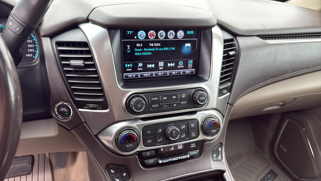 Used 2019 Chevrolet Suburban Premier AWD/4WD image 29
