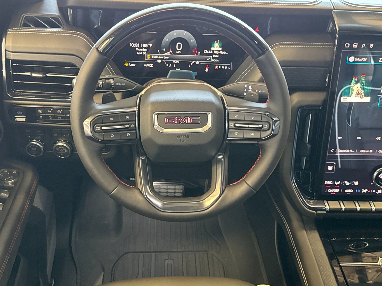 New 2026 GMC Yukon AT4 Ultimate AWD/4WD image 15