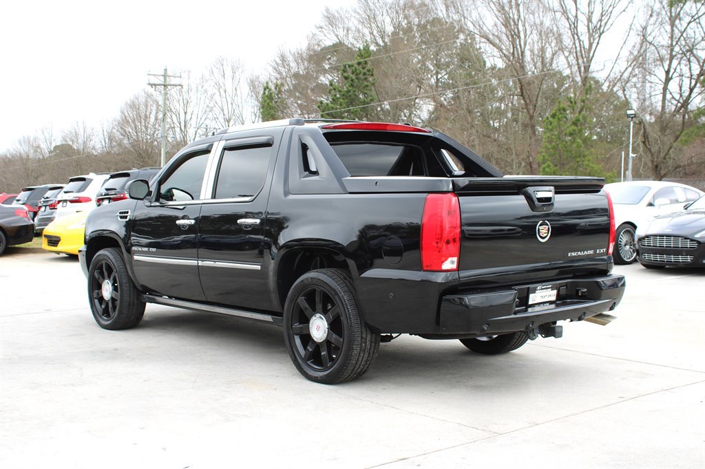 Used 2007 Cadillac Escalade EXT w/ Information Package image 5