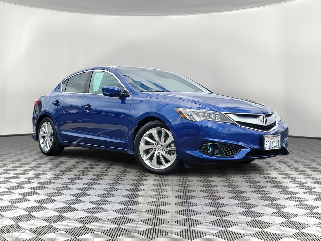 Used 2018 Acura ILX FWD image 2