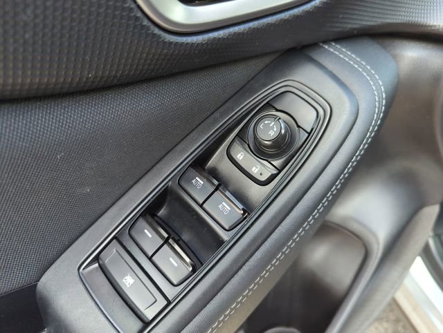Used 2023 Subaru Forester Premium AWD/4WD image 15
