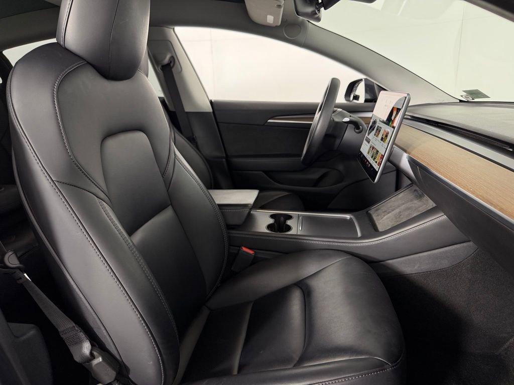 Used 2021 Tesla Model 3 Long Range image 32