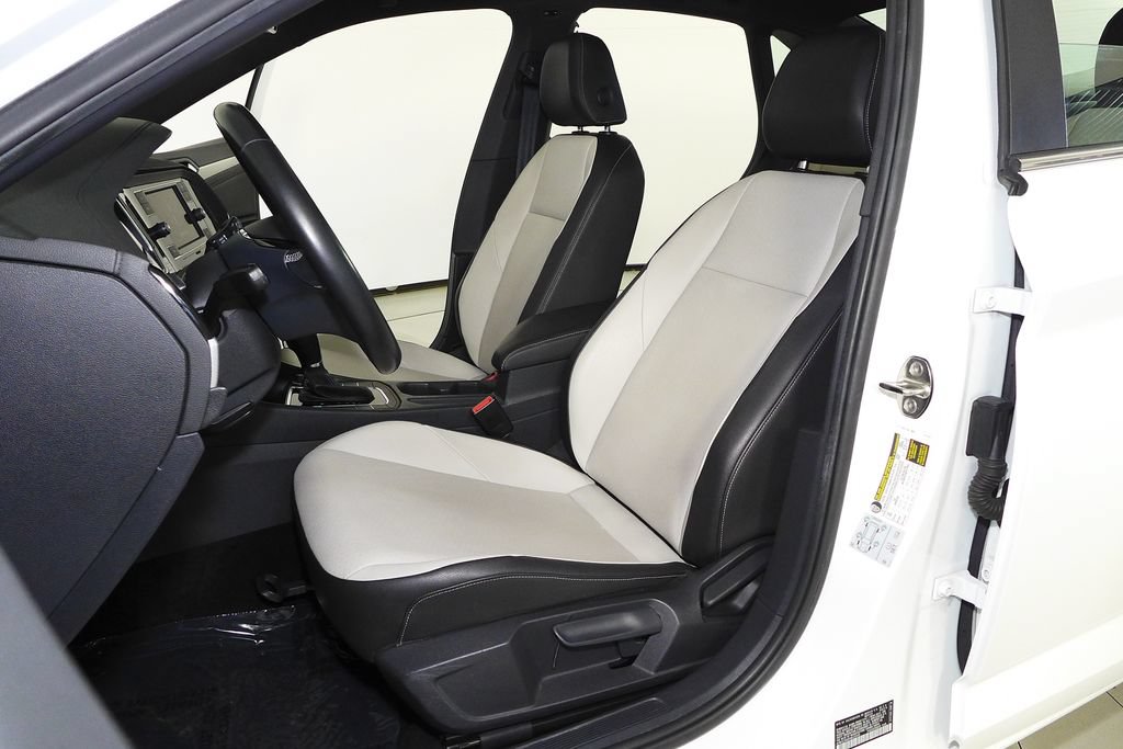 Used 2019 Volkswagen Jetta R-Line FWD image 22