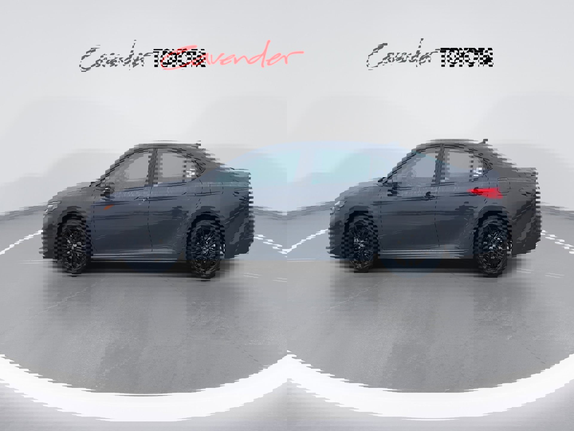 Used 2026 Toyota Camry SE image 5