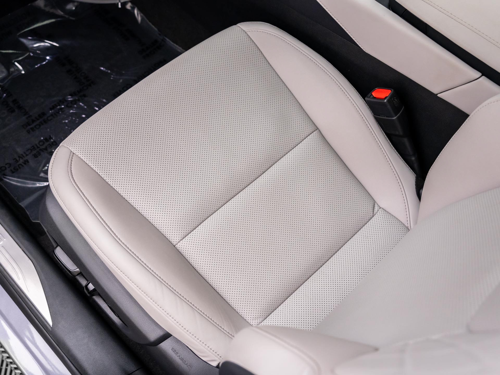 Used 2023 Lexus RX 350 Premium w/ Accessory Package AWD/4WD image 14