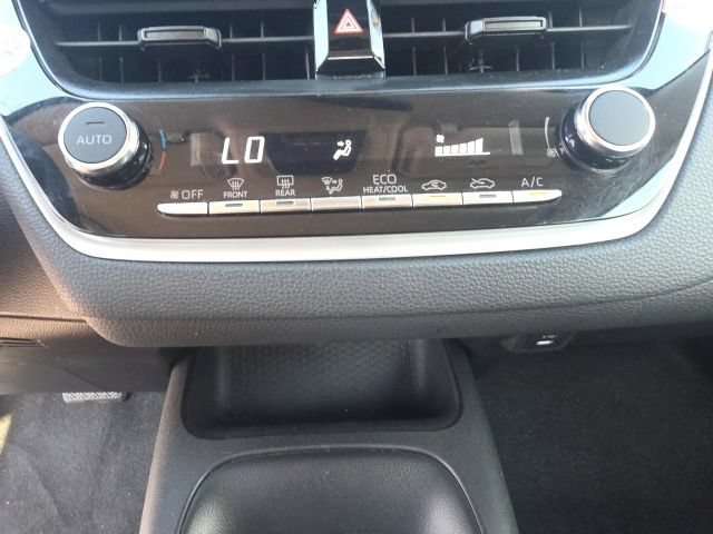 Used 2024 Toyota Corolla LE FWD image 18
