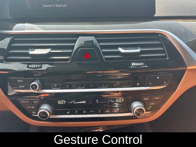 Used 2018 BMW 530e xDrive AWD/4WD image 27