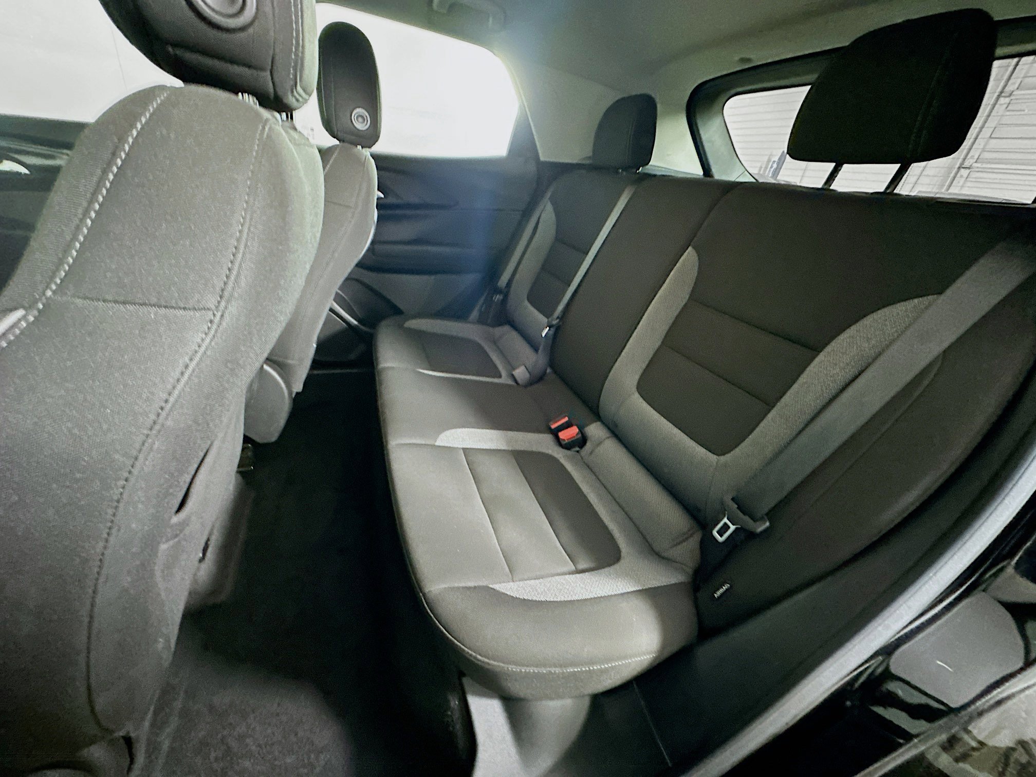 Used 2024 Chevrolet TrailBlazer LS image 25