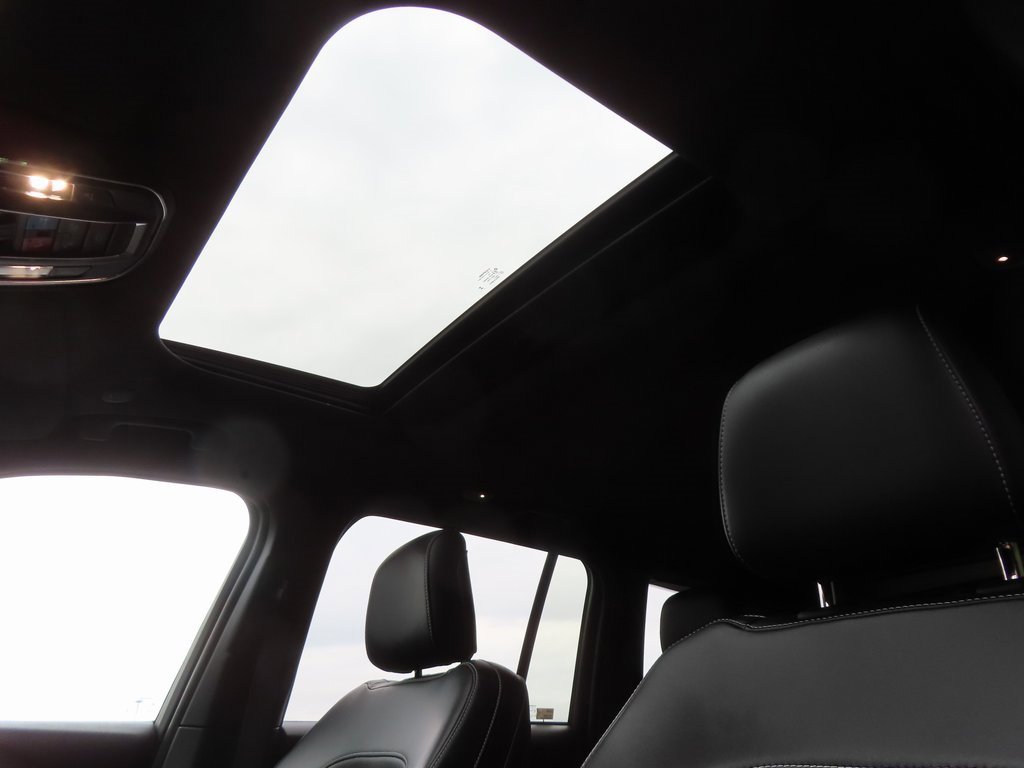 Certified 2024 Jeep Grand Cherokee Altitude image 5