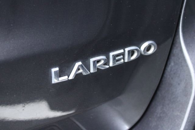 Used 2016 Jeep Grand Cherokee Laredo w/ Quick Order Package 23E RWD image 7