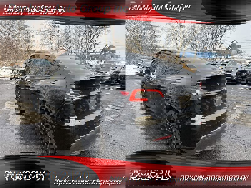 Used 2021 Tesla Model Y Long Range image 4