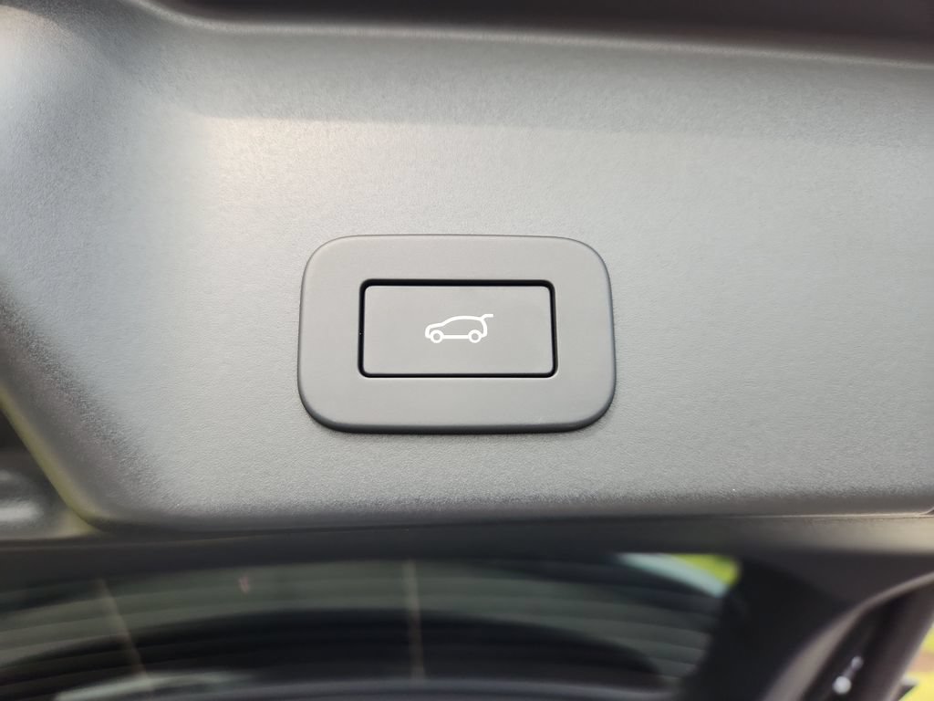 New 2026 Land Rover Range Rover Evoque S AWD/4WD image 14