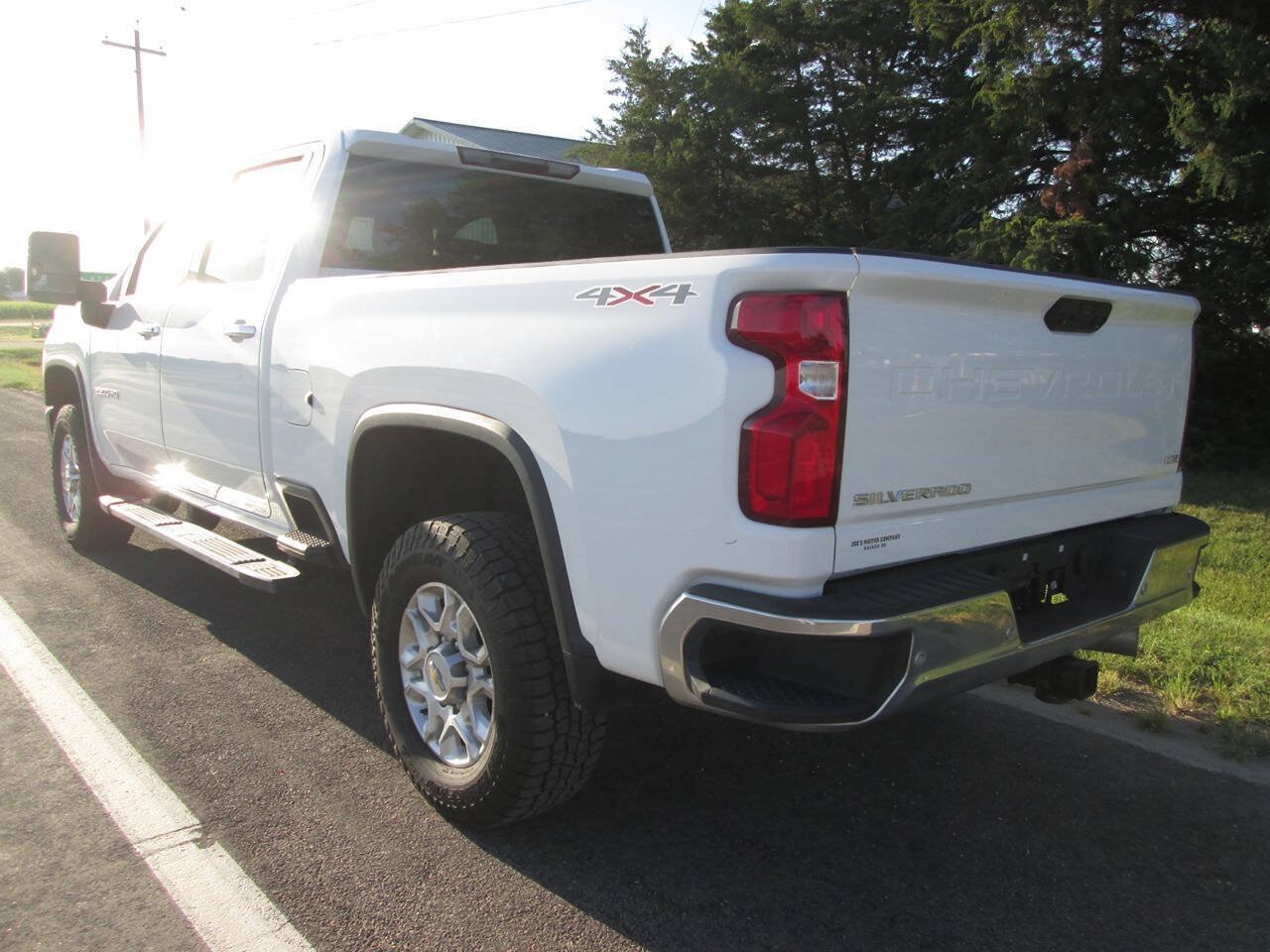Used 2022 Chevrolet Silverado 2500 LTZ w/ Safety Package AWD/4WD image 7