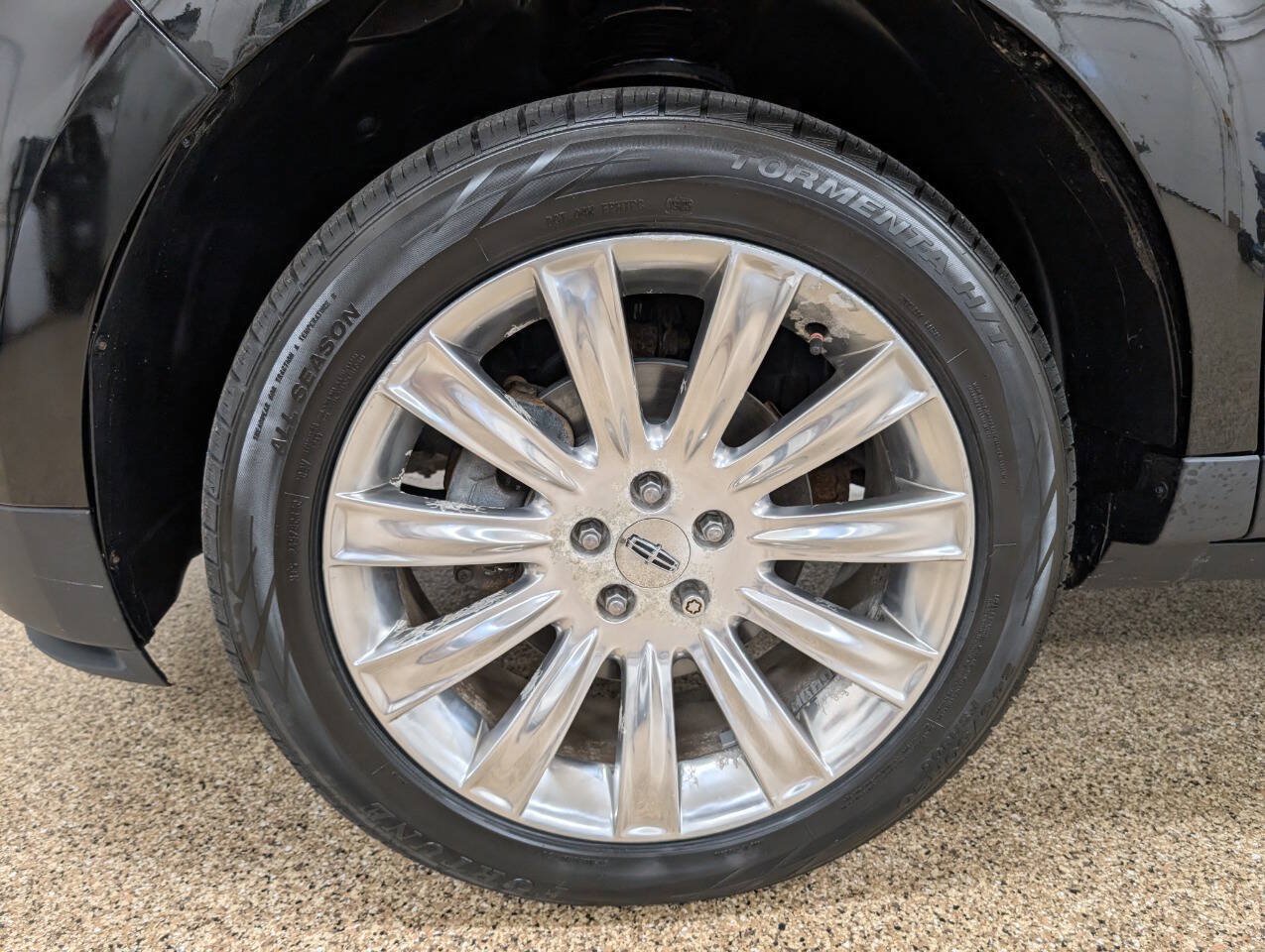 Used 2014 Lincoln MKX AWD w/ Equipment Group 101A image 22