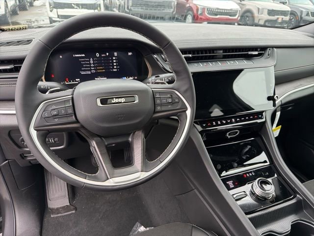 New 2026 Jeep Grand Cherokee Altitude image 19