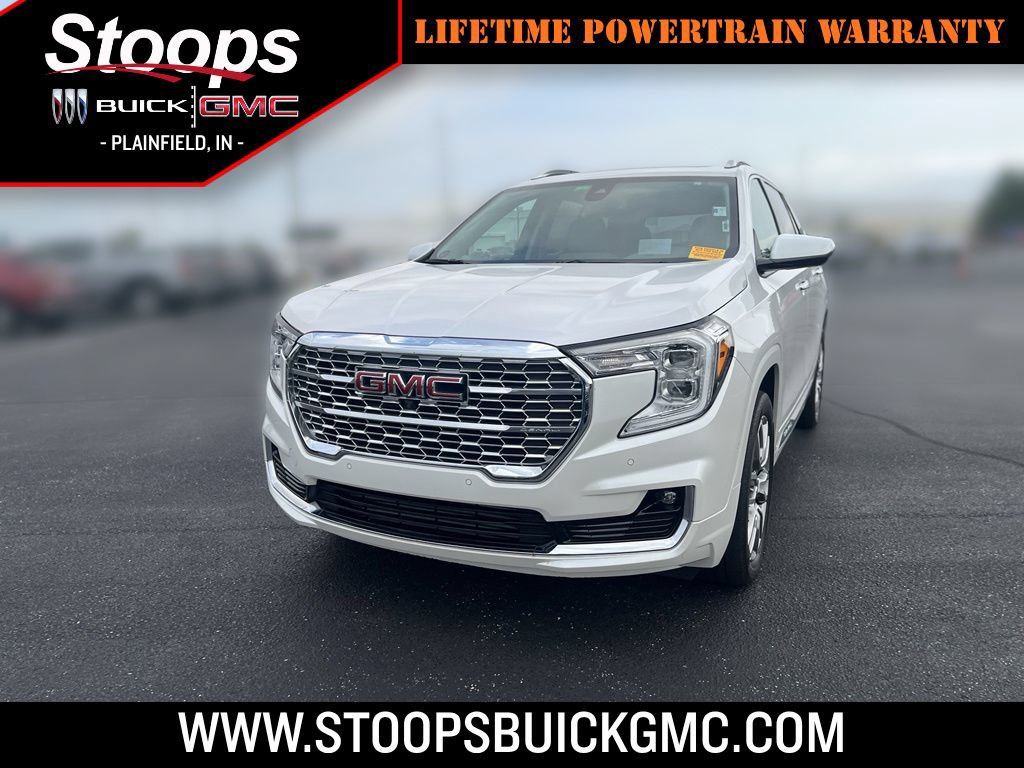 Used 2022 GMC Terrain Denali w/ Denali Premium Package