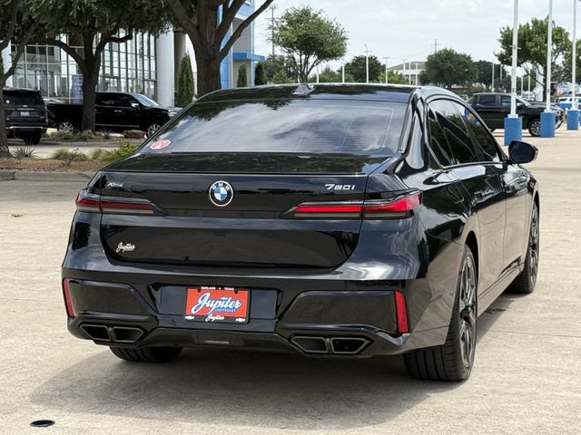 Used 2023 BMW 760i xDrive AWD/4WD image 5