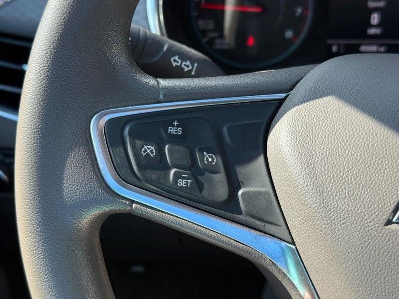 Used 2017 Chevrolet Malibu LT FWD image 20