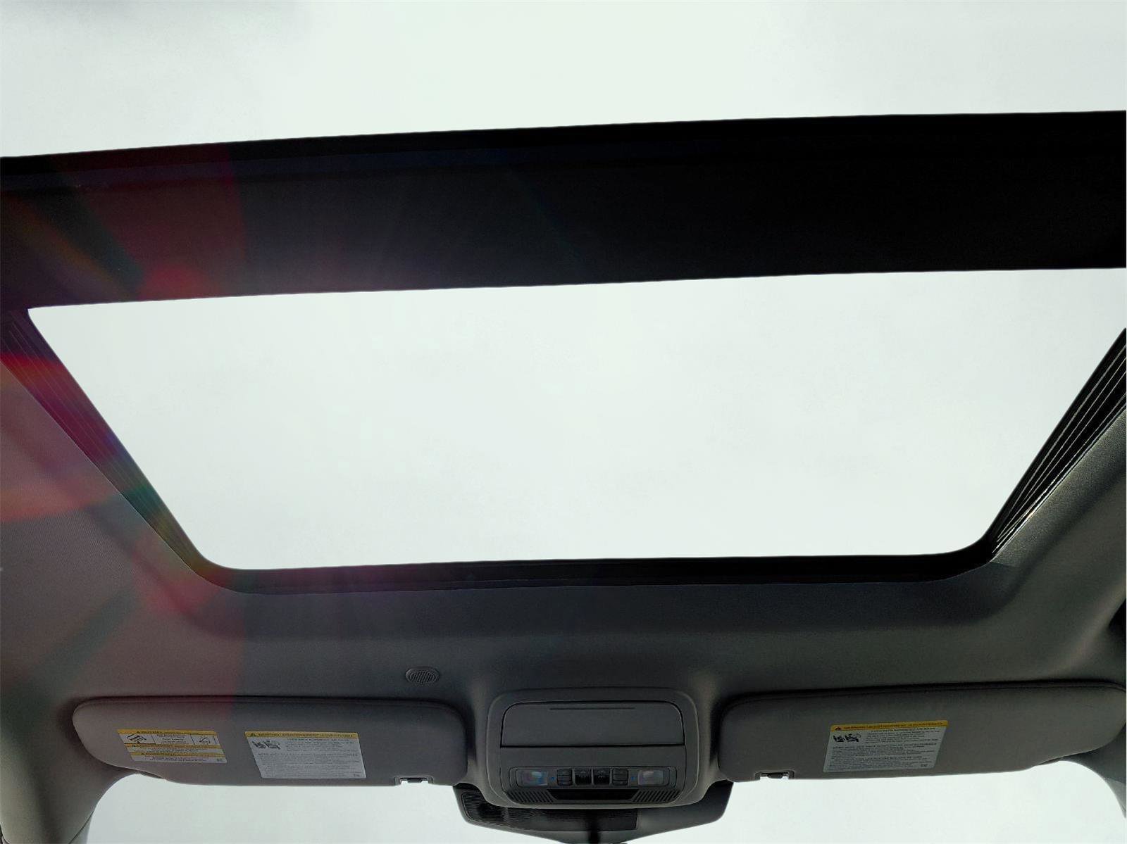 Used 2022 Ford Explorer XLT w/ Equipment Group 202A image 43