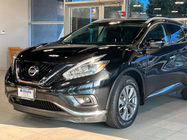 Used 2018 Nissan Murano SL w/ Moonroof Package image 2