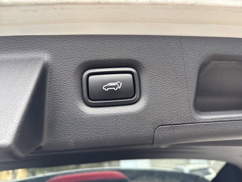 Used 2022 Hyundai Santa Fe Limited image 30