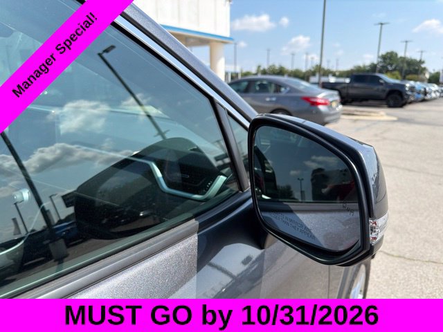 Used 2022 Toyota RAV4 XLE Premium FWD image 24