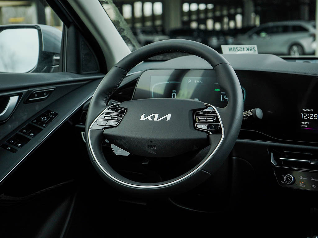 New 2026 Kia Niro SX Touring image 15