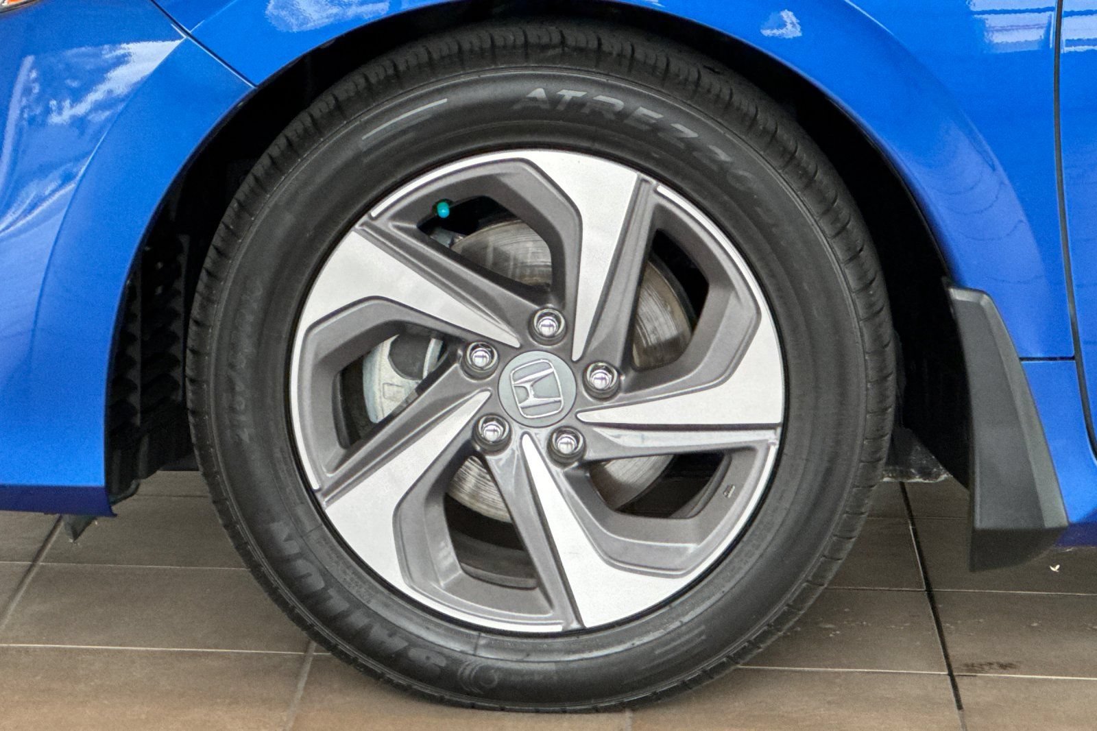 Used 2019 Honda Insight EX image 25