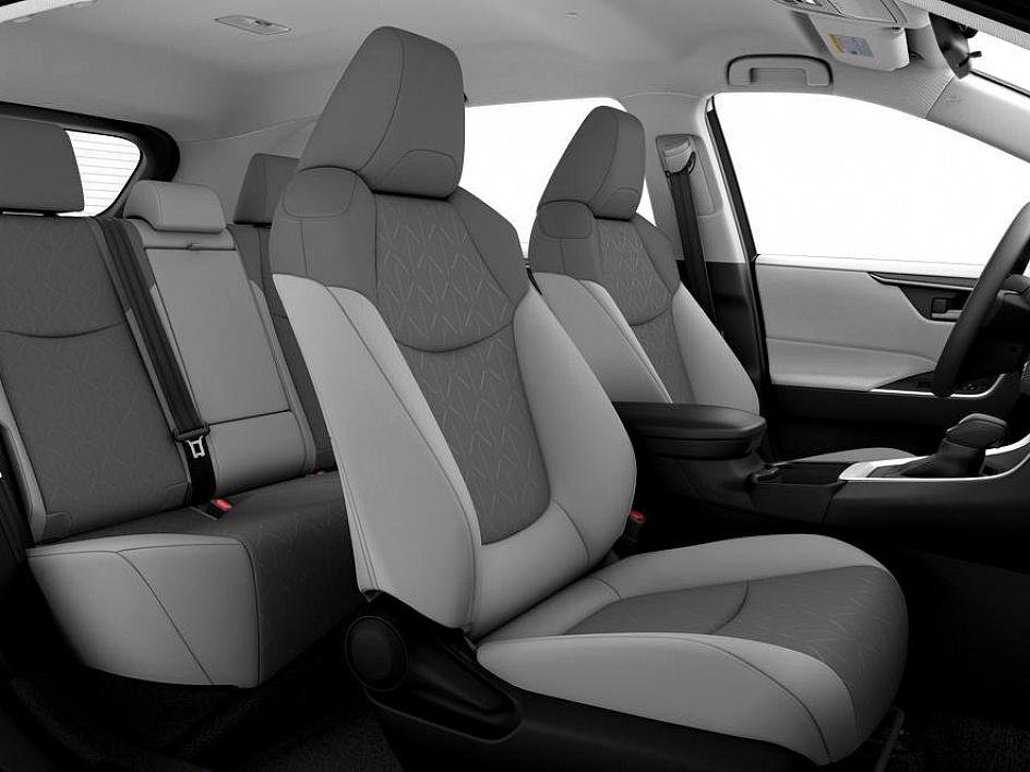 New 2025 Toyota RAV4 XLE image 28