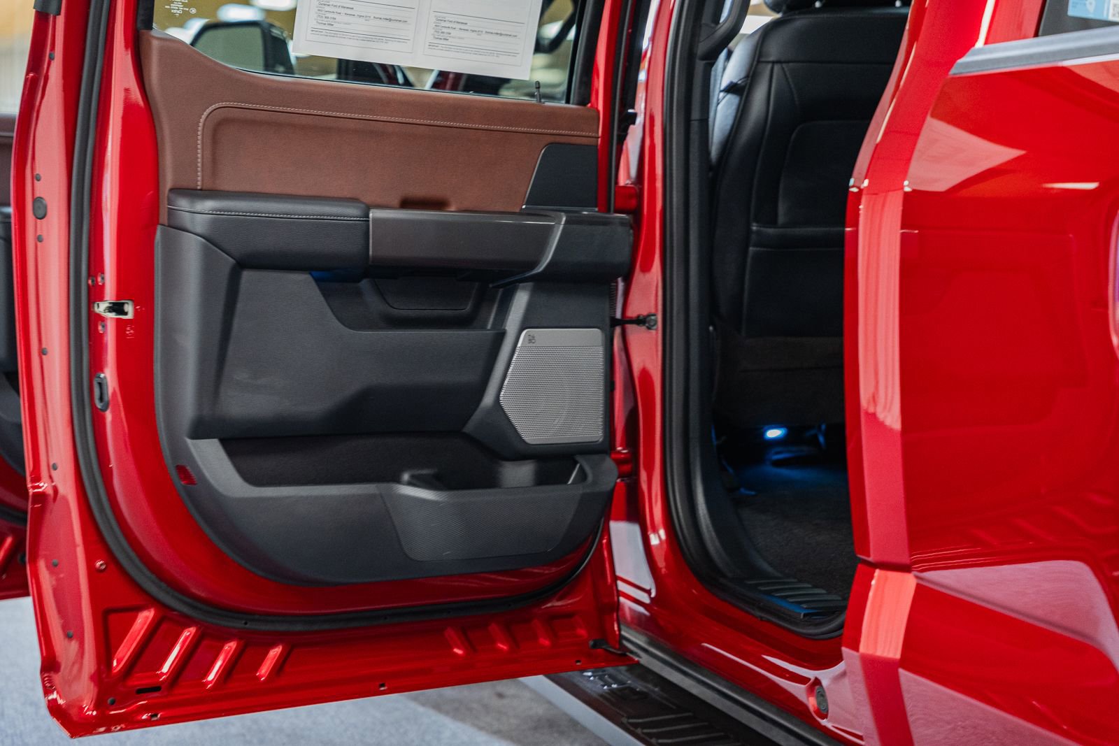 Used 2023 Ford F150 Lariat image 47